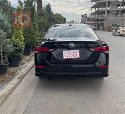 نیسان سێنترا